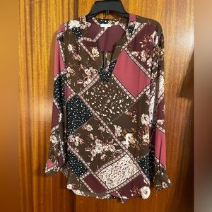 Great flowy top from Maurices, like new, XL